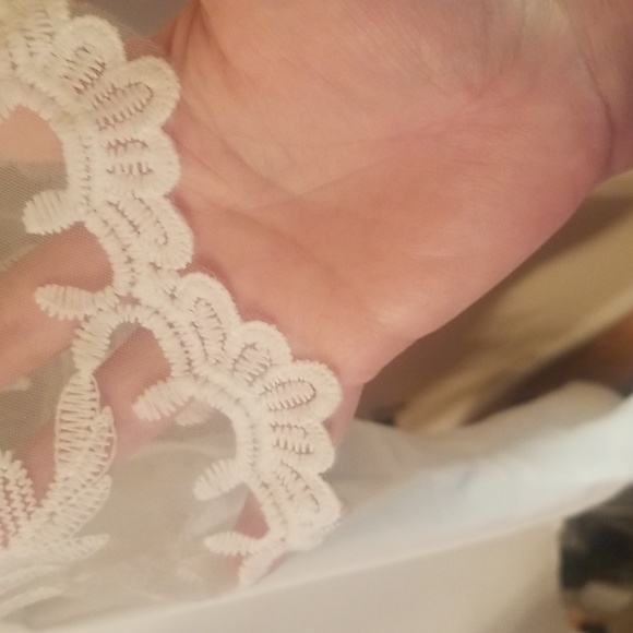 Scalloped Edge Lace Blouse XXL - Picture 6 of 6